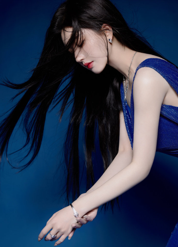 老仑乱视频一区二区牙疼 - 老仑乱视频一区二区牙疼官方老版本